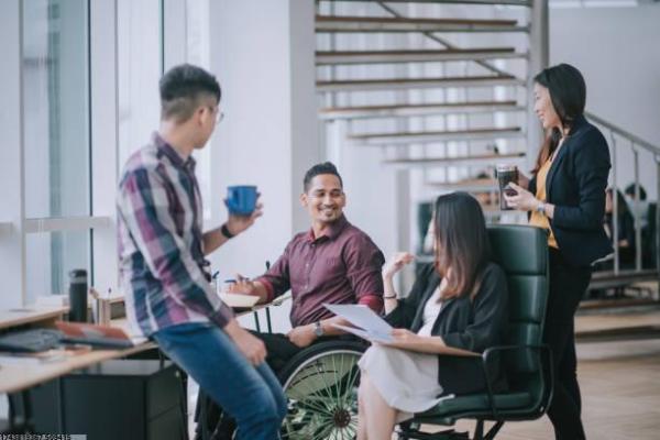 目前比赛类体育项目有哪些？